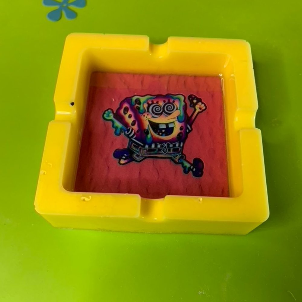 Trippy Spongebob Ashtray